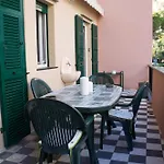 Casa Brigida - Due Camere, Terrazzi E Aria Di Mare Varigotti