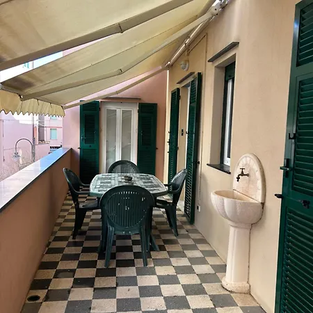 Apartment Casa Brigida - Due Camere, Terrazzi E Aria Di Mare