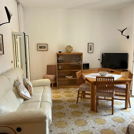 Casa Brigida - Due Camere, Terrazzi E Aria Di Mare * Varigotti