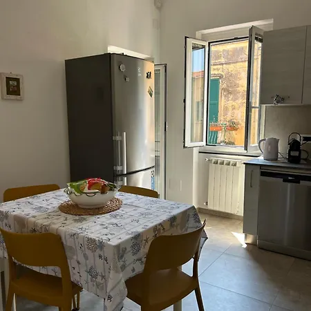 Casa Brigida - Due Camere, Terrazzi E Aria Di Mare Varigotti