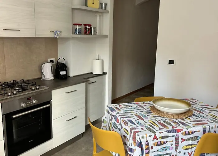 Apartment Casa Brigida - Due Camere, Terrazzi E Aria Di Mare Varigotti