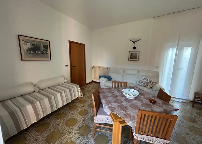 Casa Brigida - Due Camere, Terrazzi E Aria Di Mare Varigotti